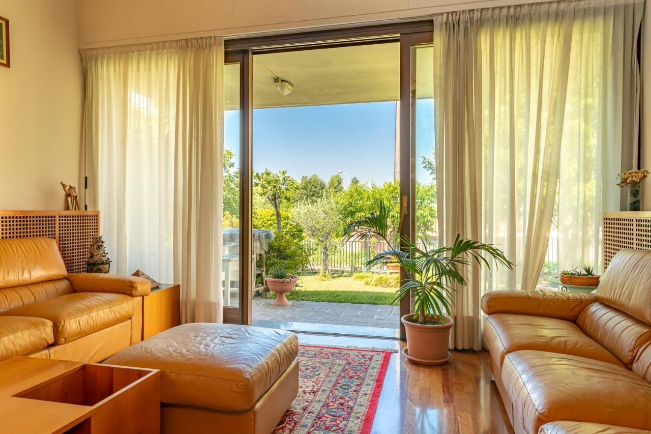 B&B Villa Ghira Como Tavernerio Eksteriør billede